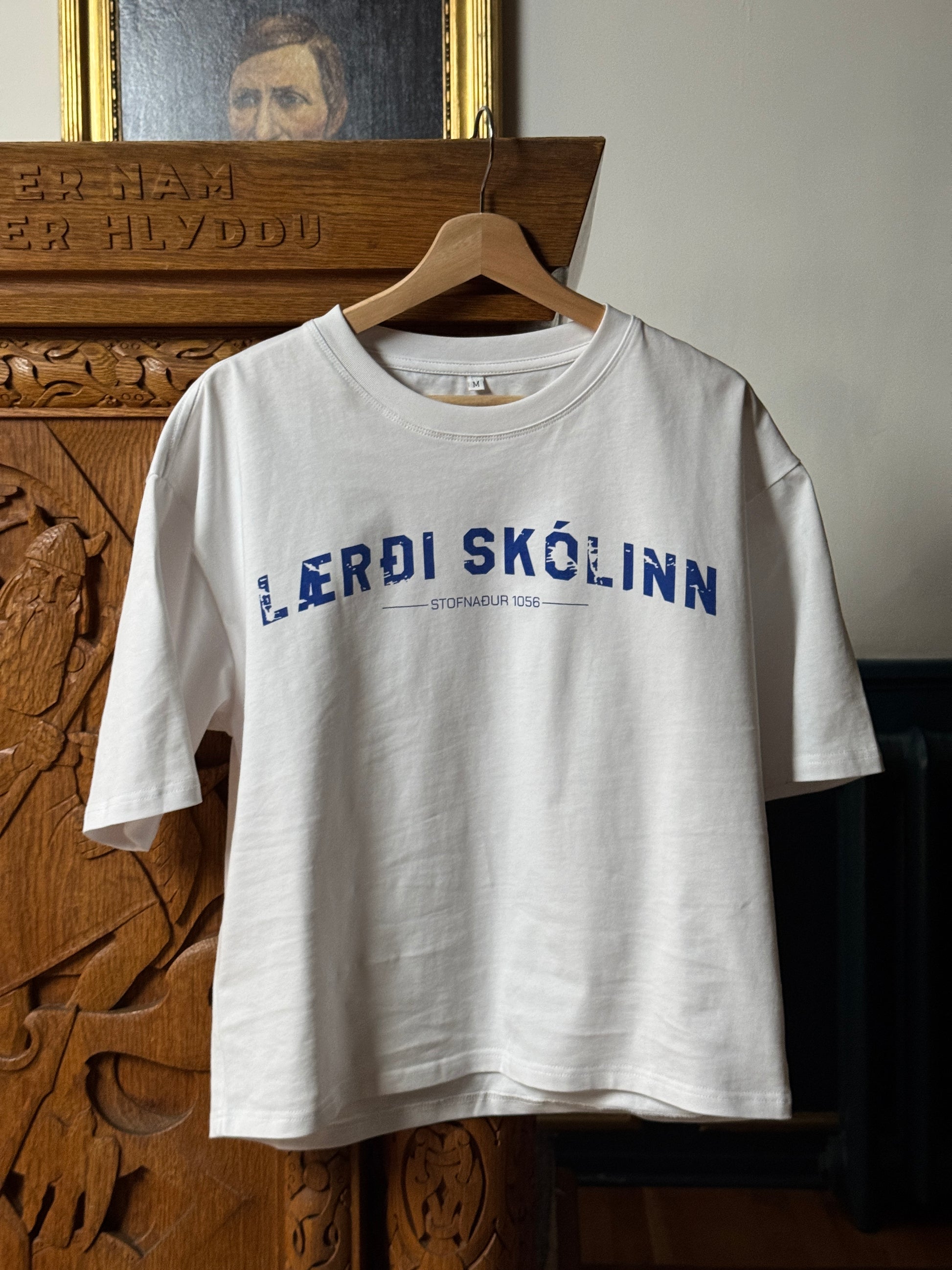 Lærði Skólinn Tee - MR